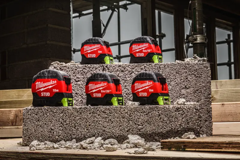 Svinovací metr Milwaukee STUD (GEN3) 10M-33, délka 10 metrů, 4932498767